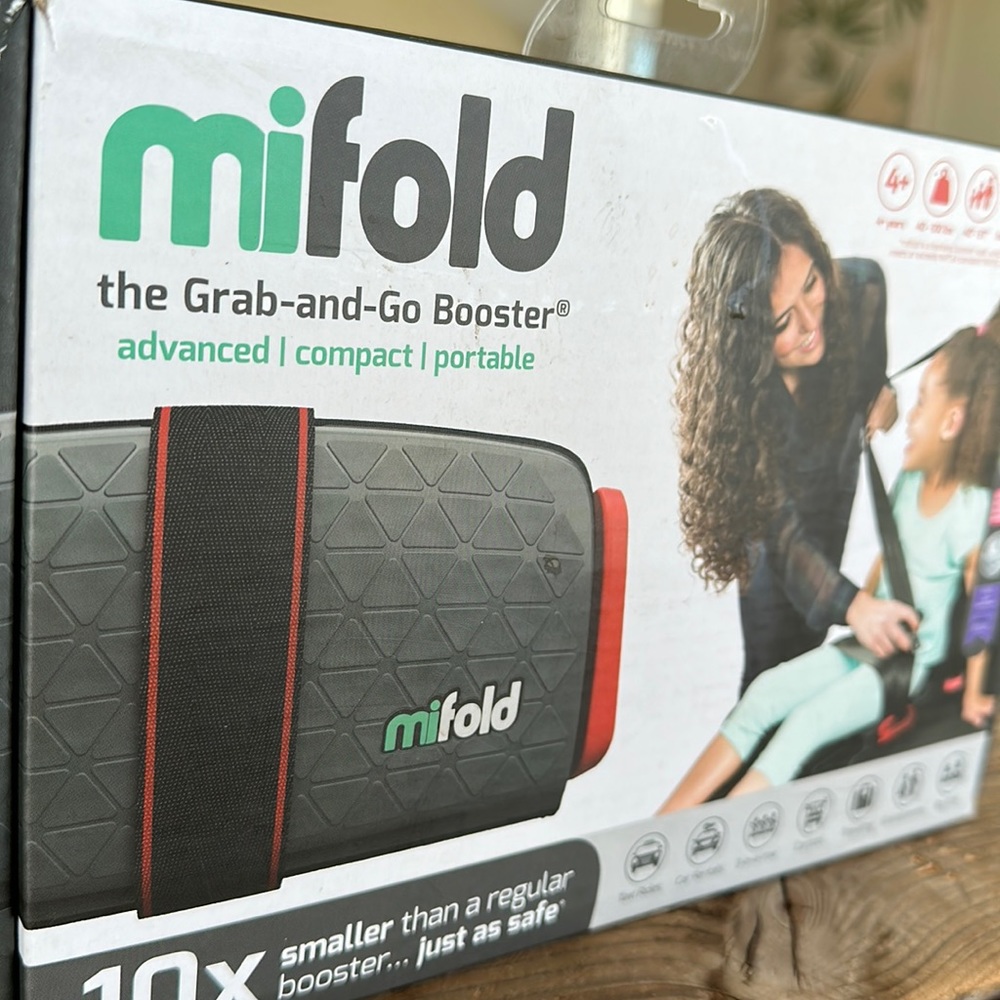 MIFOLD Grab-and-Go Booster